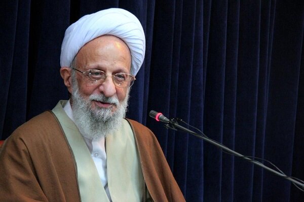 آیتالله مصباح یزدی دار فانی را وداع گفت