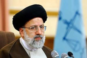 آیت الله رییسی: نباید دسترسی به وکیل آنچنان سخت باشد که تا به فردی پیشنهاد وکیل شد، بگوید توان هزینه کردن برای گرفتن وکیل را ندارم