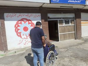 به روزگار سلامت شکستگان را دریاب…که خیر خاطر مسکین بلا بگرداند.