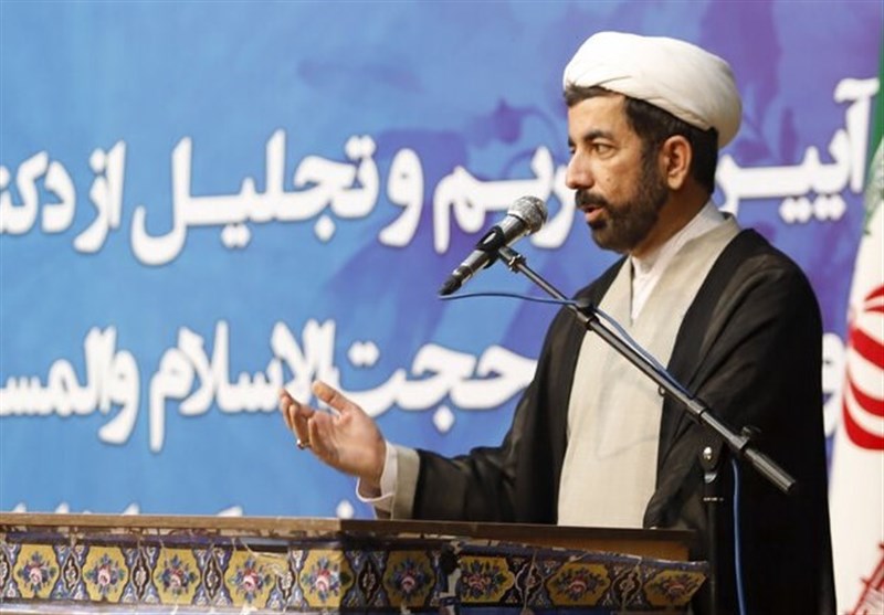 ظرفیتهای فرهنگی و هنری خوزستان را در سطح کشور معرفی میکنیم