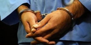 مدیرکل سابق یکی از ادارات خوزستان به اتهام تخلف مالی دستگیر شد