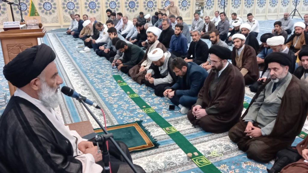 برگزاری نشست ائمه جمعه شهرهای استان خوزستان در مسجدسلیمان