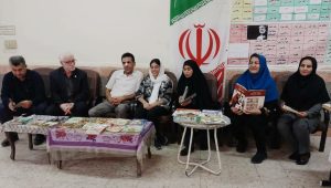 اهدا ۷۰جلدکتاب به کتابخانه مدرسه شهید مدرس مسجدسلیمان