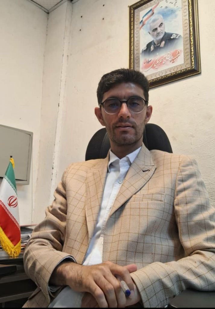 محمدرضایی میرقائد کارشناس مسائل سیاسی: مردم از مهمترین سرمایه ها برای تولید هستند. دولت باید رفع موانع کندـ