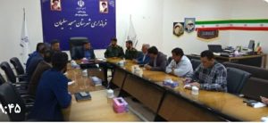 به منظور محرومیت زدایی بخش عنبر، شهردار واعضا شورای اسلامی عنبر با فرماندار مسجدسلیمان دیدار وگفتگو کردند