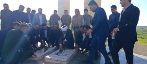 تجدید عهد با آرمان‌های شهدا در آیینی فرهنگی و انقلابی در لالی برگزار شد