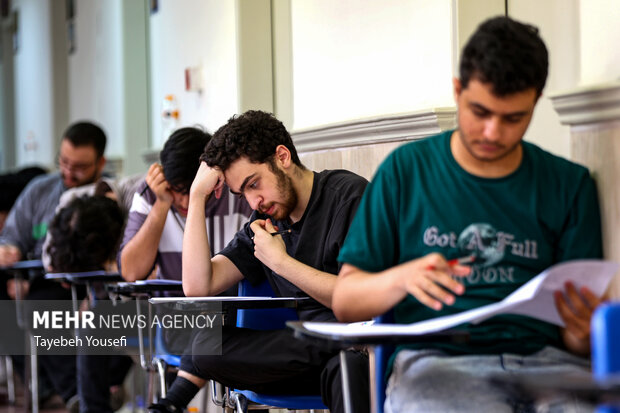 آتشزدن پایه توسط افراد ناشناس عامل قطع برق دریکی از محلهای کنکوراهواز